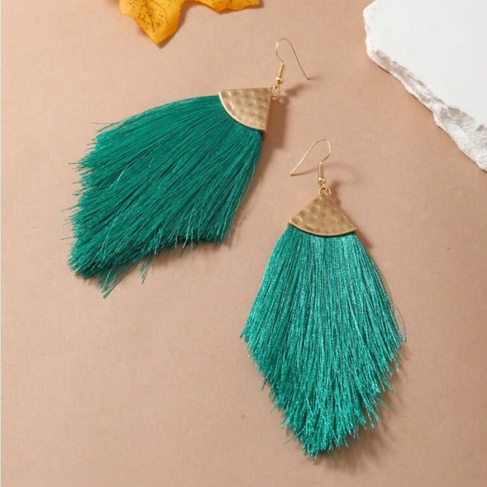 NWOT - Elegant Green Tassel Earrings